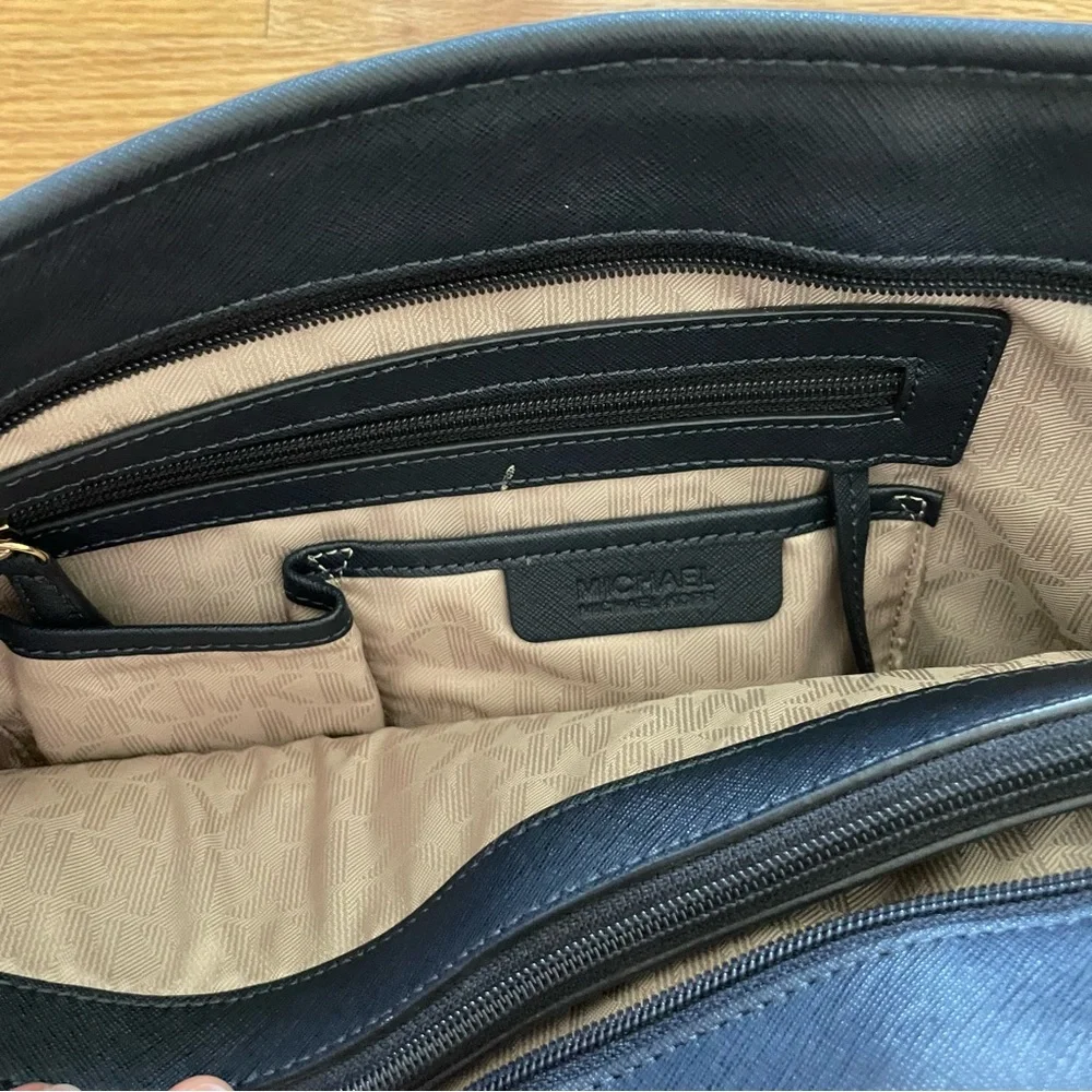 Michael Kors navy blue chain purse
